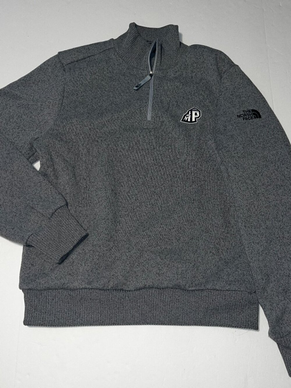 The North Face men's 1/4 zip thick fleece embroidered logo size medium